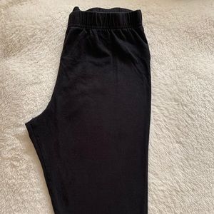 H&M Black “Divided” Leggings